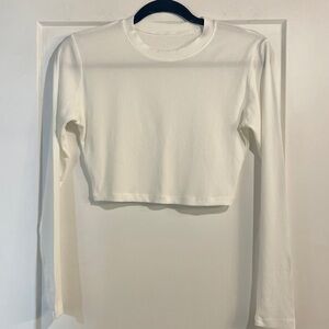 New in Package Unbranded Crop Long Sleeve Rib knit Tee White Size Medium